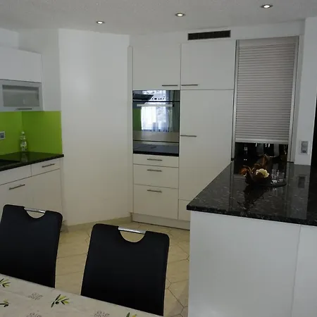 Aristella * סאס-אלמאגל